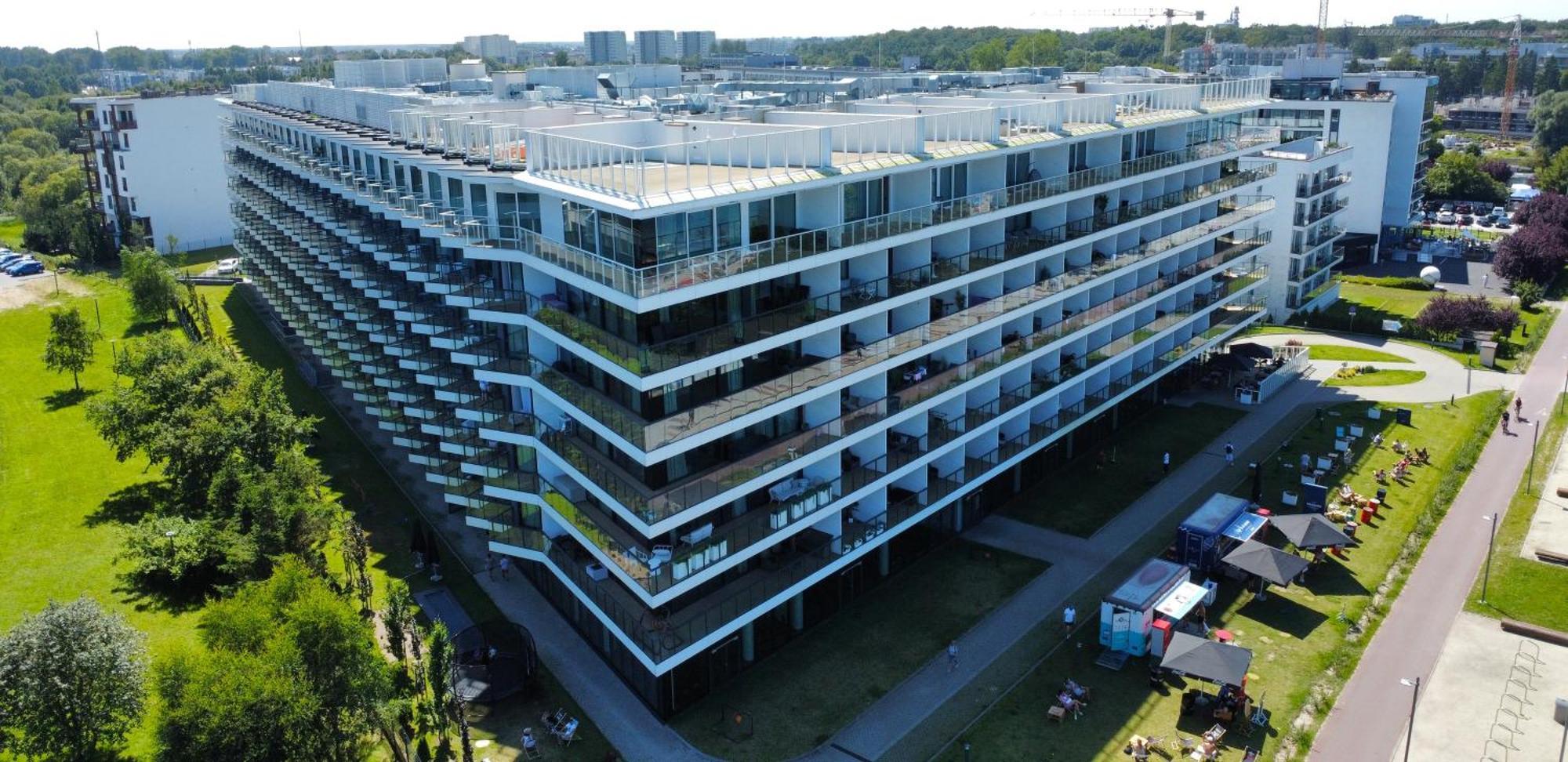 6 Pietro Seaside Apartment Kolobrzeg Bagian luar foto